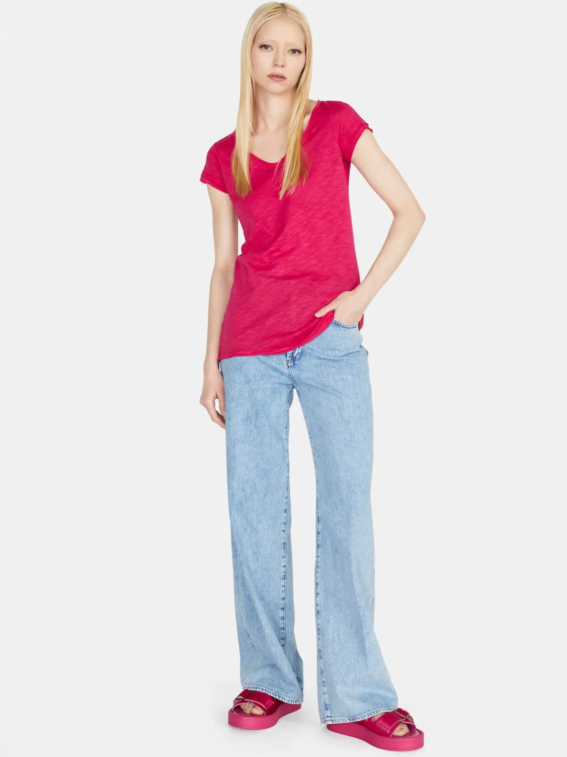 Women Sisley Tops & T-Shirts<V-Neck T-Shirt With Raw Cut